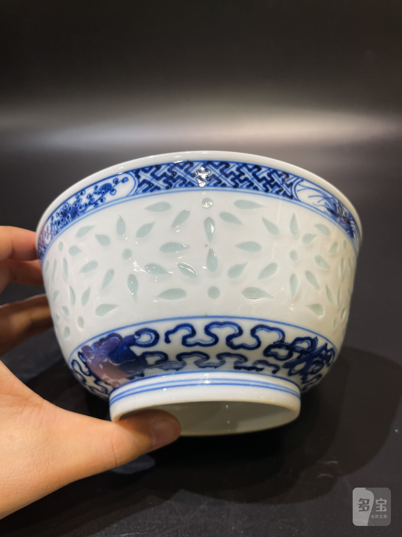 清光绪 青花云龙纹玲珑碗 - 图4